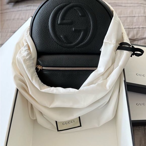 Soho Chain Backpack Leather - Excellent Condition *NEW* - Picture 9 of 10